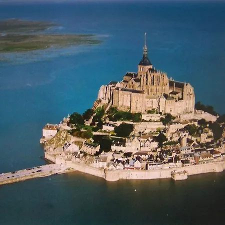 Dom wakacyjny Mont St Michel Macey (Manche)